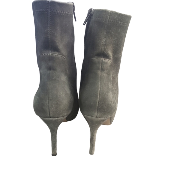 Charles David Womens Laurent Ankle boot size 7 Charcoal gray - Picture 2 of 7